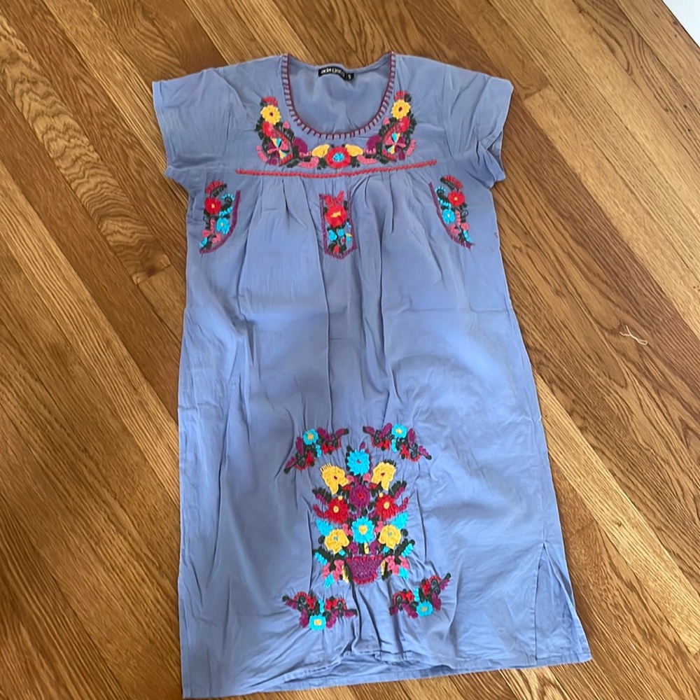 Knee length embroidered flower dress in cotton